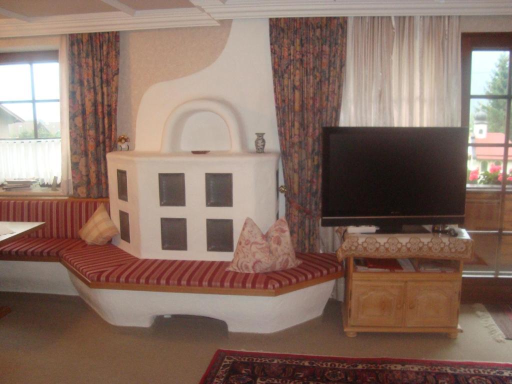 Hotel S'Hoamatl Höfen Habitación foto